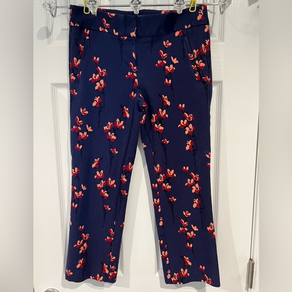 Loft Navy Blue Pants with Flowers Size 0P - Picture 2 of 6